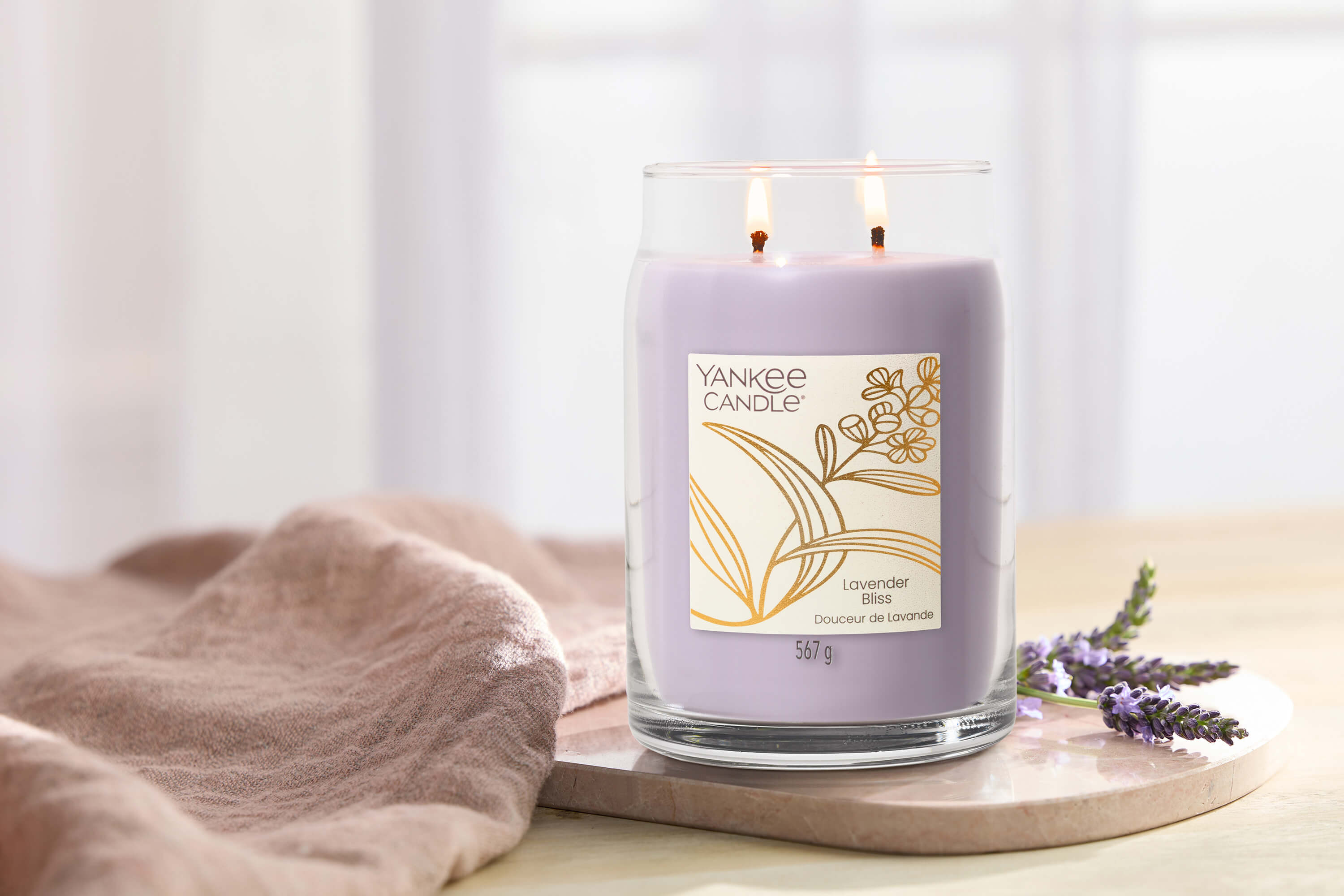 Yankee Candle® Lavender Bliss lifestyle kép