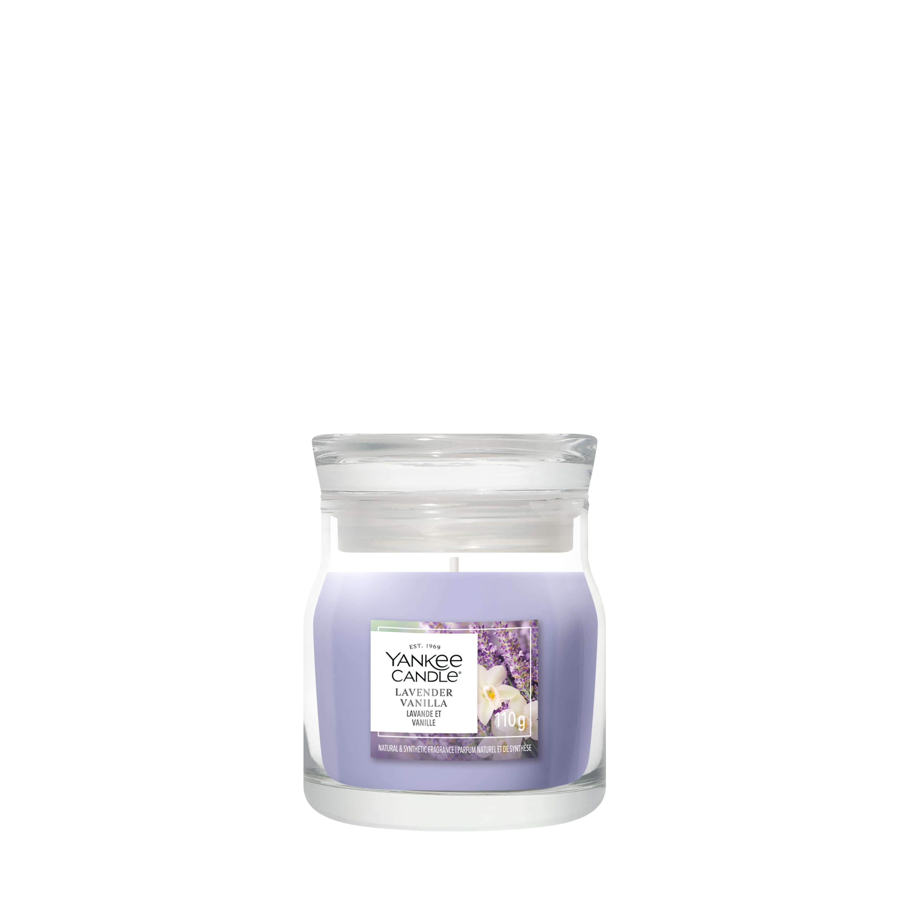 Yankee Candle® Signature kis üveggyertya új megjelenésben
