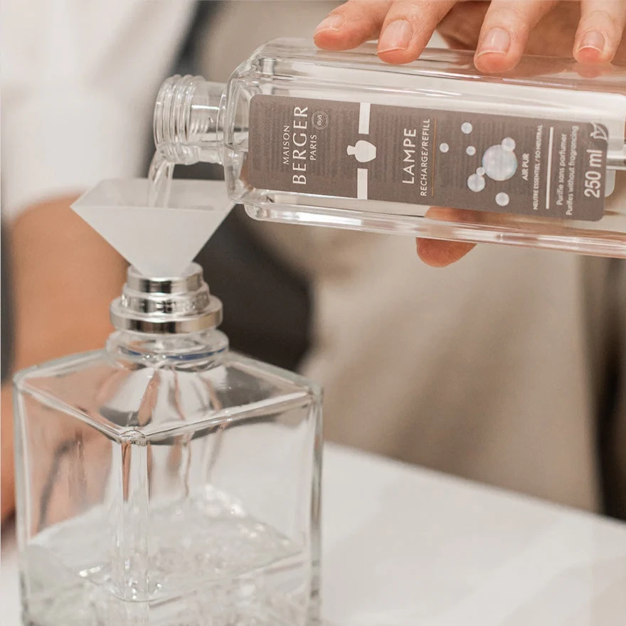 Maison Berger Paris® katalitikus lámpa – 1. lépés: utántöltés