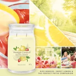 Kép 2/5 - Yankee Candle® Iced Berry Lemonade Signature nagy üveggyertya 567 g