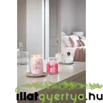 Kép 4/6 - Pink Cherry & Vanilla Signature nagy üveggyertya 567 g
