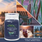 Kép 2/3 - Yankee Candle® Lakefront Lodge Signature nagy üveggyertya 567 g