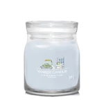 Kép 1/3 - Yankee Candle® A Calm &amp; Quiet Place Signature közepes üveggyertya
