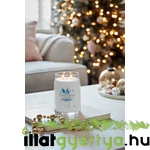 Kép 6/6 - Snow Globe Wonderland Signature nagy üveggyertya 567 g