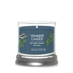 Kép 2/3 - Yankee Candle® Bayside Cedar Signature kis poharas gyertya 122 g
