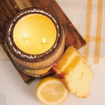 Kép 2/3 - Cheerful Candle® Farm Fresh Lemon Butter Pound Cake nagy kerámia gyertya 567 g