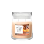 Kép 1/2 - Yankee Candle Pink Sands Glow Signature közepes üveggyertya 368 g