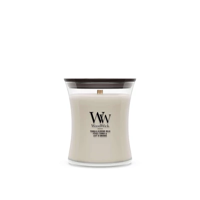 WoodWick® Tonka & Almond Milk közepes üveggyertya 275 g