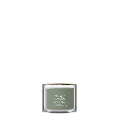 Yankee Candle® Balsam &amp; Cedar Fireside üveges mintagyertya 37 g