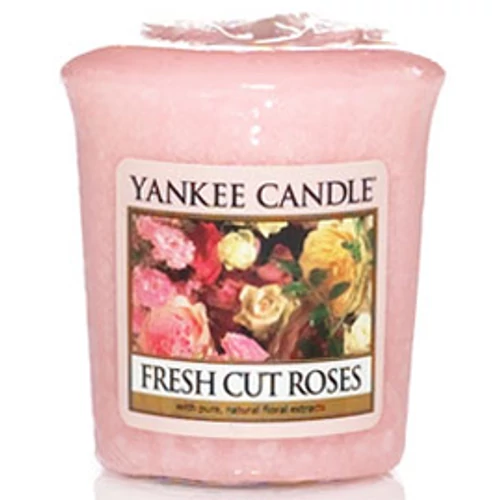 Yankee Candle® Fresh Cut Roses mintagyertya