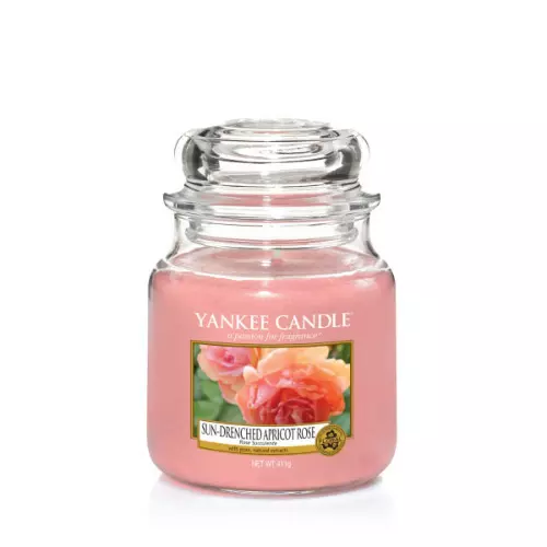Sun-drenched Apricot Rose klasszikus közepes üveggyertya