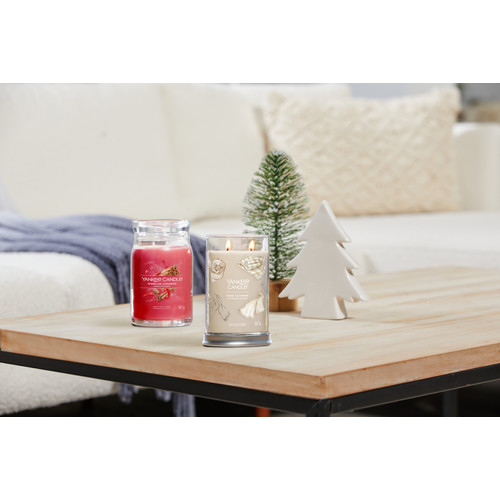 Yankee Candle® Sparkling Cinnamon Signature nagy üveggyertya 567 g Yankee Candle® Sparkling Cinnamon Signature nagy üveggyertya 567 g