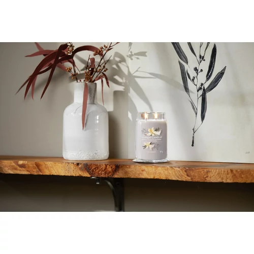 Yankee Candle® Smoked Vanilla & Cashmere Signature nagy üveggyertya 567 g