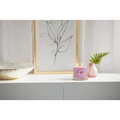 Yankee Candle® Wild Orchid Signature közepes üveggyertya 368 g