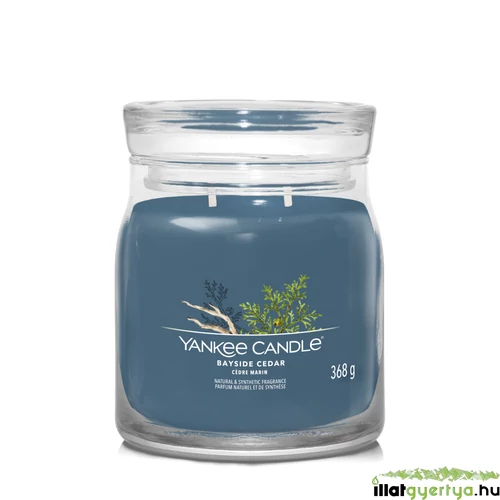 Yankee Candle® Bayside Cedar Signature közepes üveggyertya