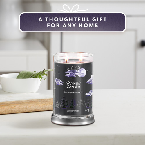 Yankee Candle® Midsummer’s Night Signature nagy poharas gyertya 567 g Yankee Candle® Midsummer’s Night Signature nagy poharas gyertya 567 g