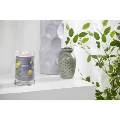 Yankee Candle® Black Tea & Lemon Signature nagy poharas gyertya 567 g