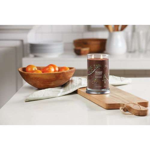 Yankee Candle® Praline & Birch Signature nagy poharas gyertya 567 g