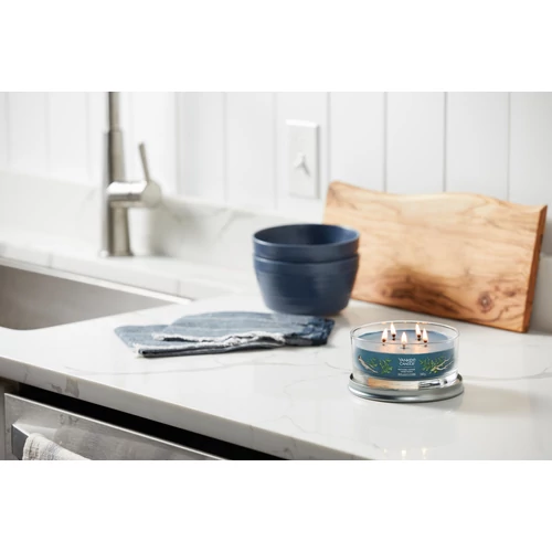 Yankee Candle® Bayside Cedar Signature 5 kanócos poharas gyertya 340 g
