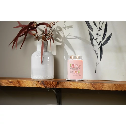 Yankee Candle® Fresh Cut Roses Signature nagy üveggyertya 567 g