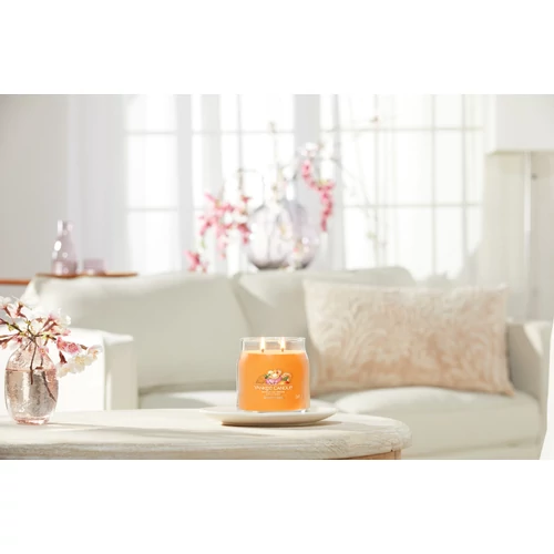 Yankee Candle® Mango Ice Cream Signature közepes üveggyertya 368 g