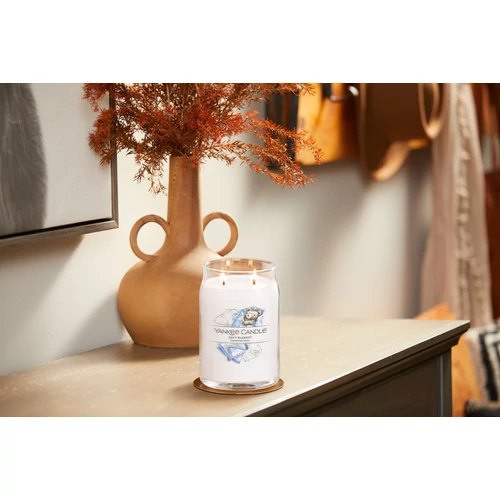 Yankee Candle® Soft Blanket Signature nagy üveggyertya 567 g