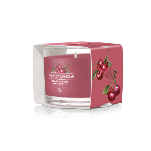 Yankee Candle® Black Cherry üveges mintagyertya 37 g Yankee Candle® Black Cherry üveges mintagyertya 37 g