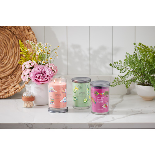 Yankee Candle® Cucumber Mint Cooler Signature nagy poharas gyertya 567 g