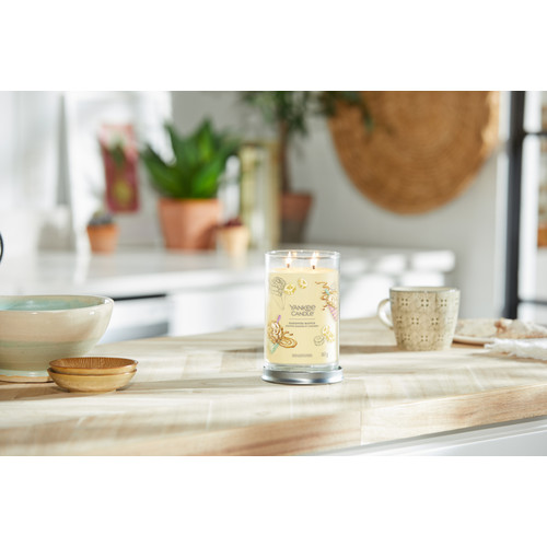 Yankee Candle® Banoffee Waffle Signature nagy poharas gyertya 567 g Yankee Candle® Banoffee Waffle Signature nagy poharas gyertya 567 g