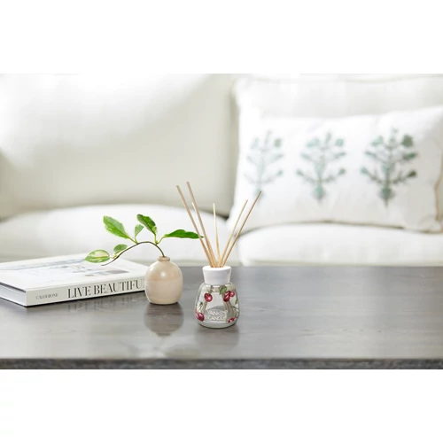 Yankee Candle® Black Cherry 100 ml diffúzor