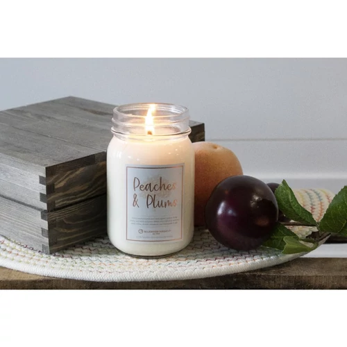 Milkhouse Candle® Peach & Plums Farmhouse közepes üveggyertya