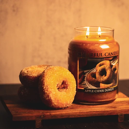 Cheerful Candle® Apple Cider Donut nagy üveggyertya 680 g