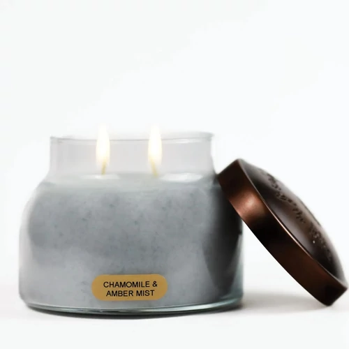 Keepers of the Light® Chamomile & Amber Mist közepes üveggyertya 624 g