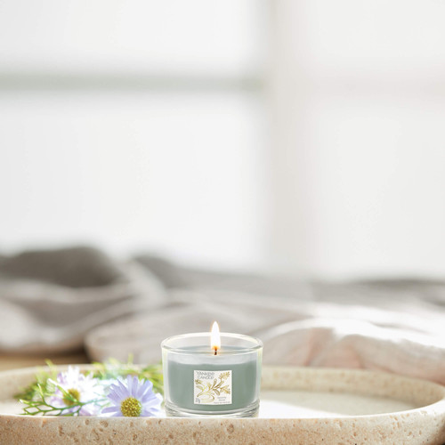 Yankee Candle® Serenity Stone üveges mintagyertya 37 g Yankee Candle® Serenity Stone üveges mintagyertya 37 g