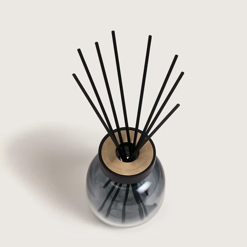 Maison Berger Paris® Frosted Black Wood - Cozy Musk 180 ml diffúzor