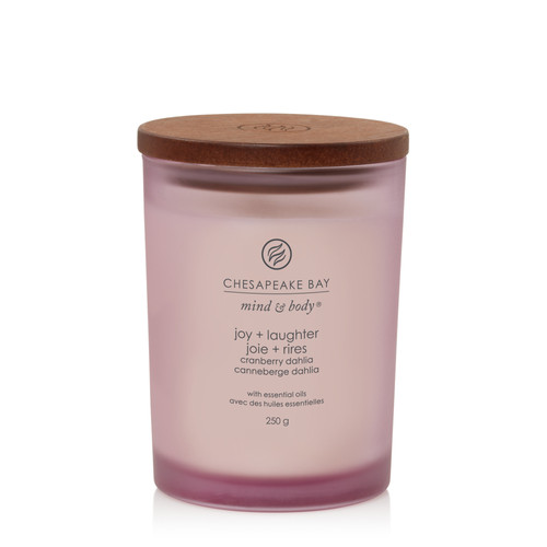 Chesapeake Bay Candle® joy + laughter (cranberry dahlia) közepes üveggyertya 250 g