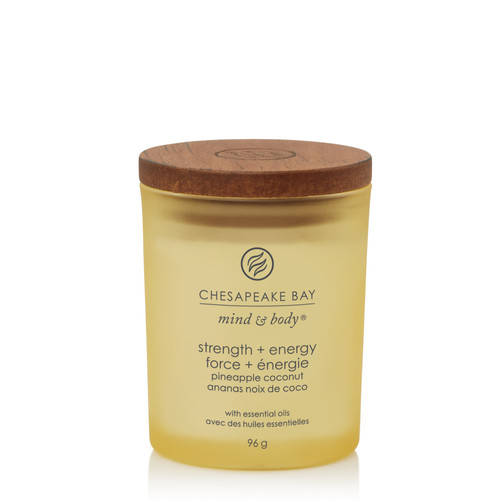 Chesapeake Bay Candle® strength + energy (pineapple coconut) kis üveggyertya 96 g