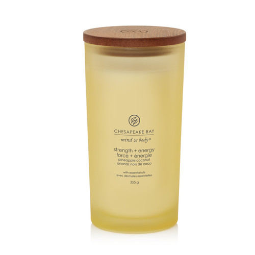 Chesapeake Bay Candle® strength + energy (pineapple coconut) nagy üveggyertya 355 g