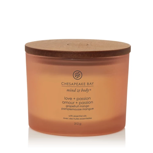 Chesapeake Bay Candle® love + passion (grapefruit mango) három kanócos üveggyertya