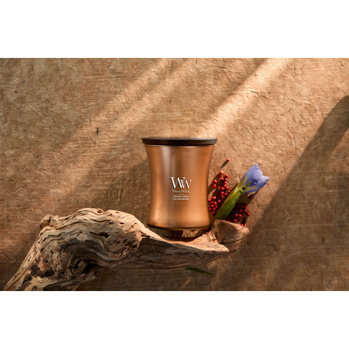 WoodWick® Volcanic Orris közepes üveggyertya 275 g WoodWick® Volcanic Orris közepes üveggyertya 275 g