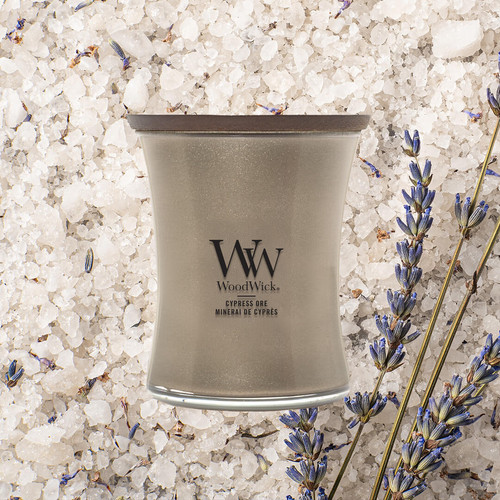 WoodWick® Cypress Ore közepes üveggyertya 275 g