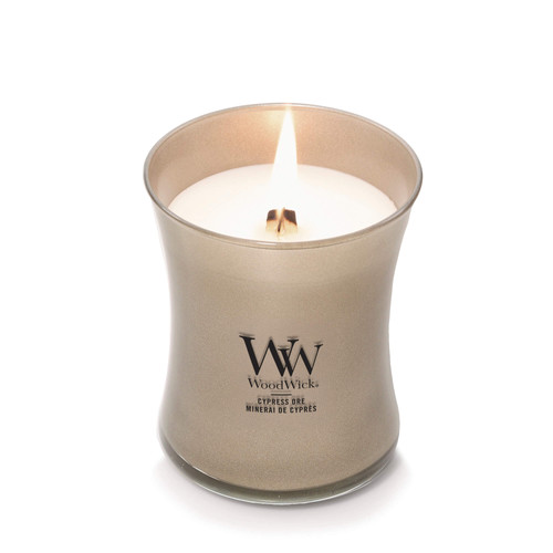 WoodWick® Cypress Ore közepes üveggyertya 275 g