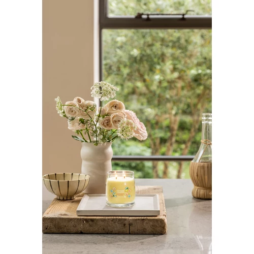 Yankee Candle® Lemon Gelato Signature közepes üveggyertya 368 g