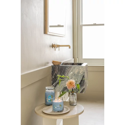 Yankee Candle® Azure Sky Signature közepes üveggyertya 368 g