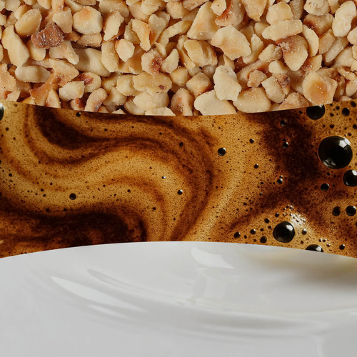 WoodWick® Hazelnut Roast közepes üveggyertya 275 g