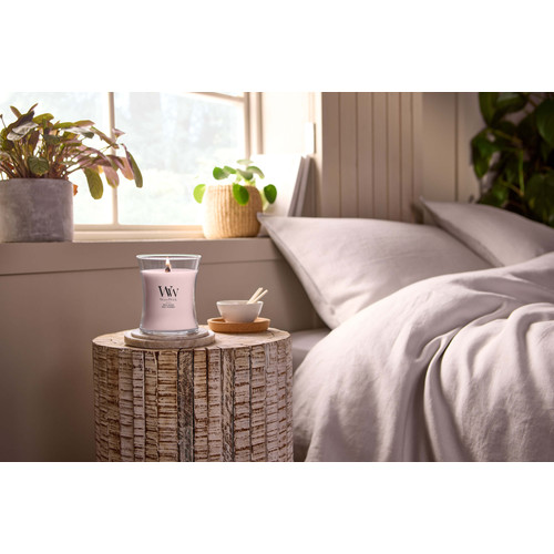 WoodWick® Rose Blush közepes üveggyertya 275 g