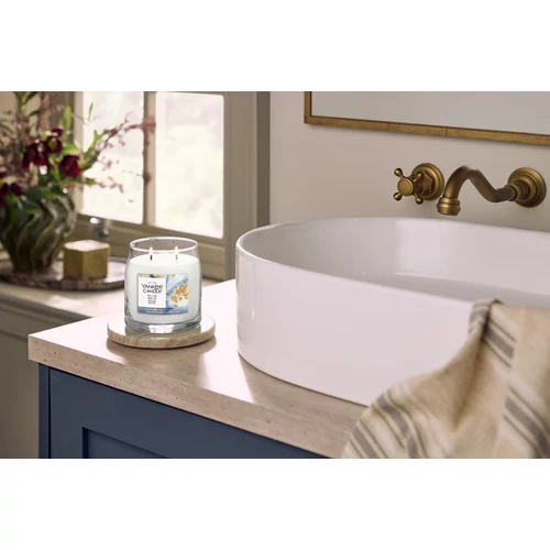 Yankee Candle® Silver Birch Signature közepes üveggyertya 368 g