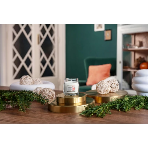 Yankee Candle® White Spruce & Grapefruit Signature kis üveggyertya 110 g