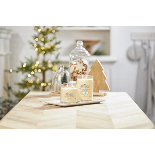 Yankee Candle® Christmas Cookie Signature közepes üveggyertya 368 g