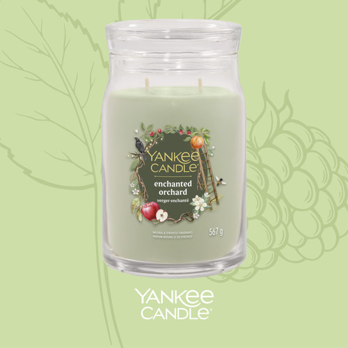 Yankee Candle® Enchanted Orchard Signature nagy üveggyertya 567 g Yankee Candle® Enchanted Orchard Signature nagy üveggyertya 567 g